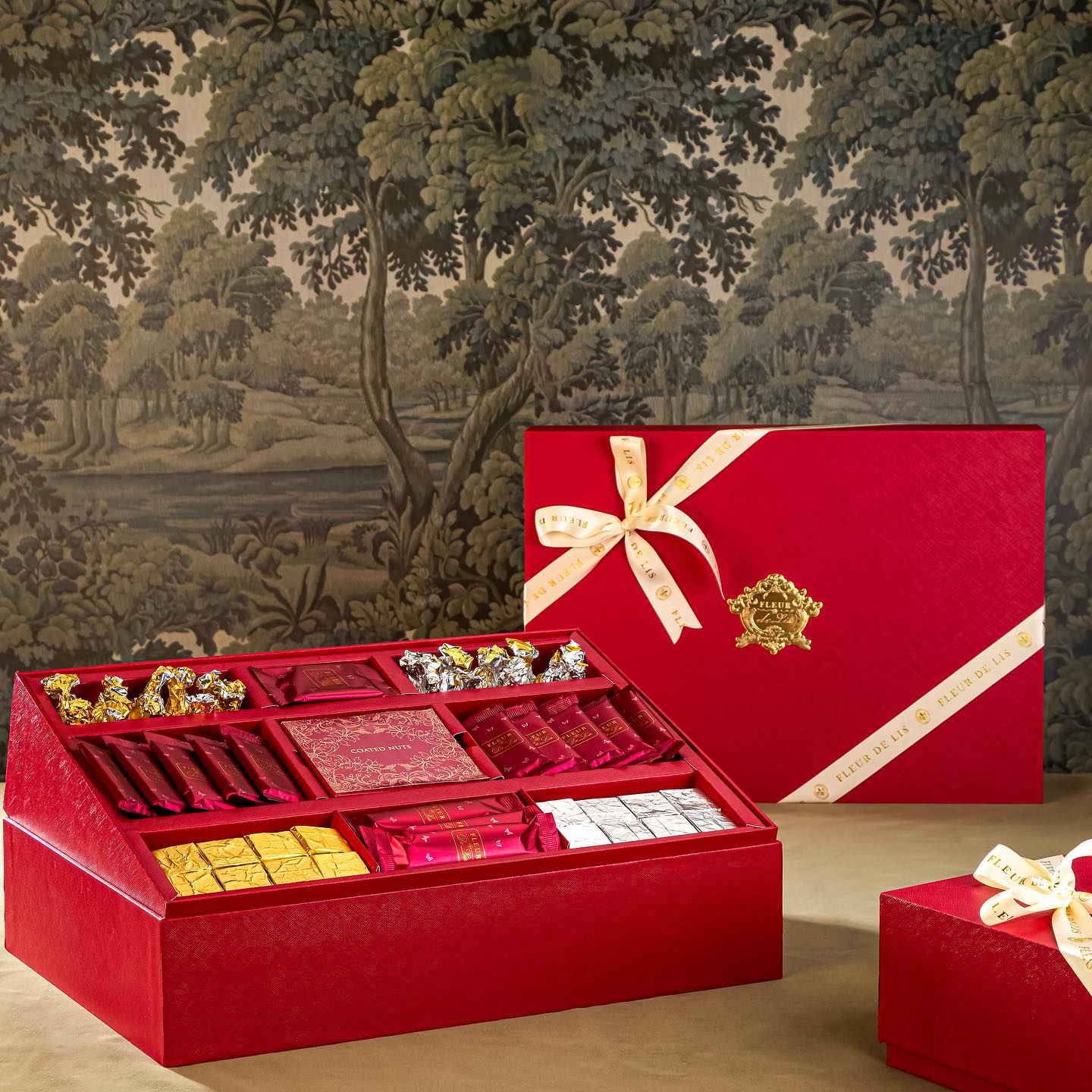 Luxury Chocolate & Dry Fruit Box