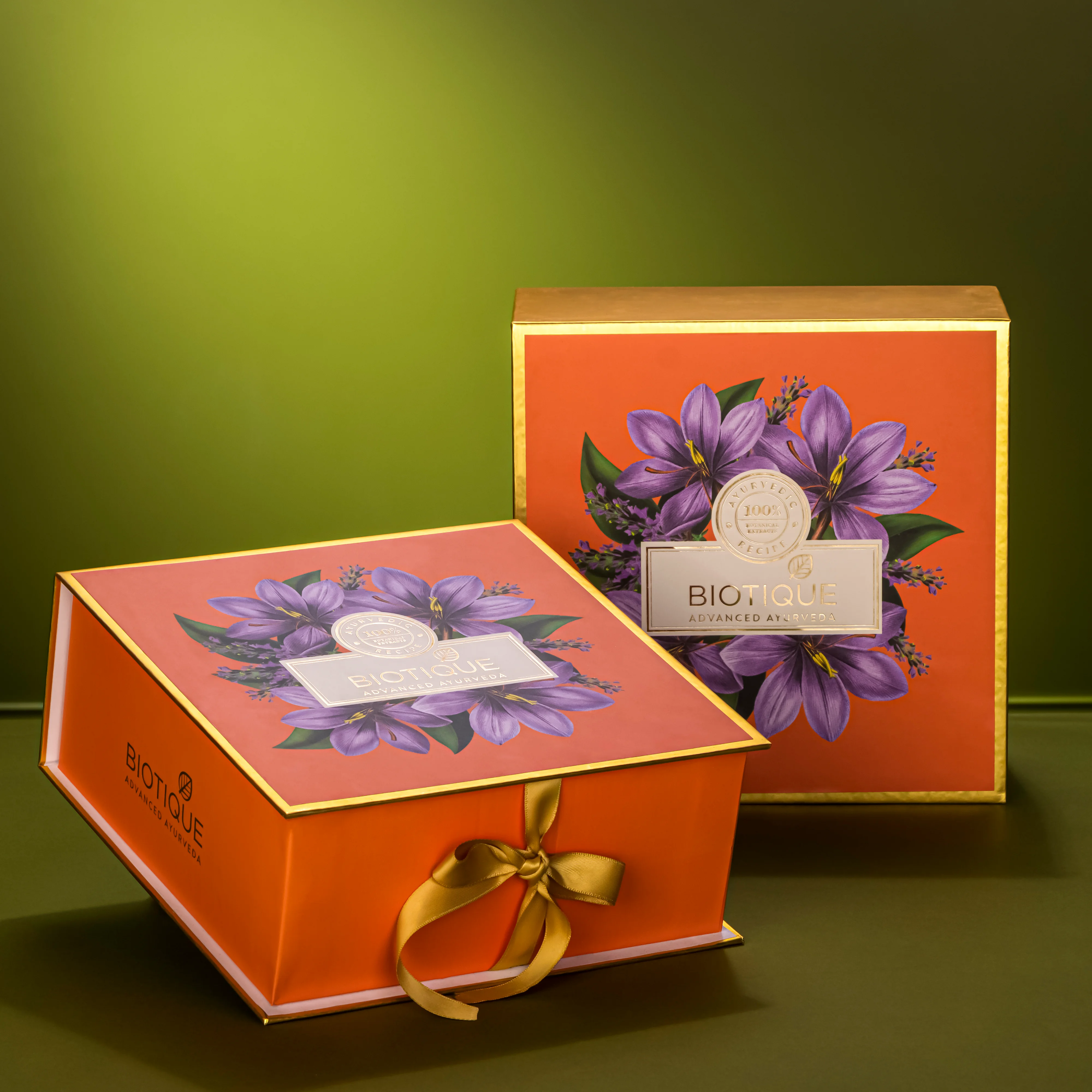Foldable Magnetic Cosmetics Packaging Box